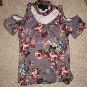 Large short sleeved floral top